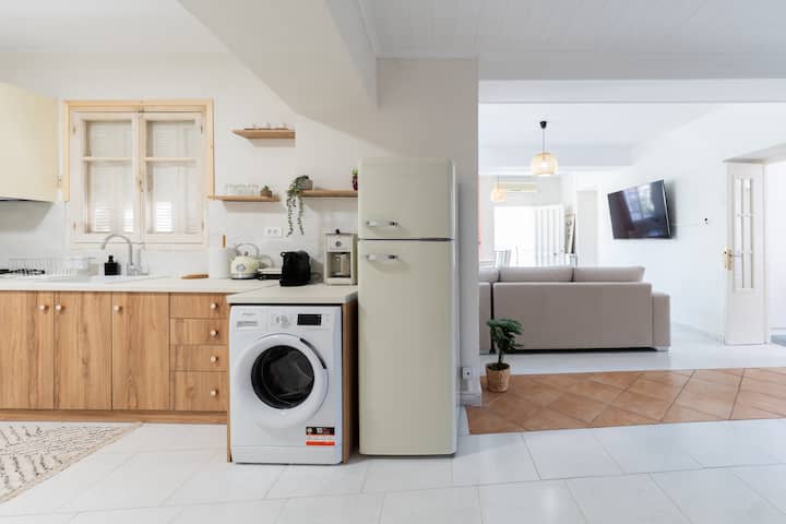 Secret Garden Downtown Residence