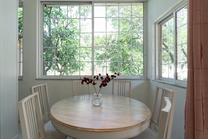 Secret Garden Downtown Residence