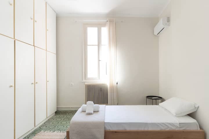 Secret Garden Downtown Residence