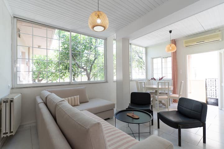 Secret Garden Downtown Residence